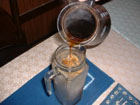 ホットから作るアイスコーヒー 90℃前後になるまで待つ ホットから作るアイスコーヒー 90℃前後になるまで待つ